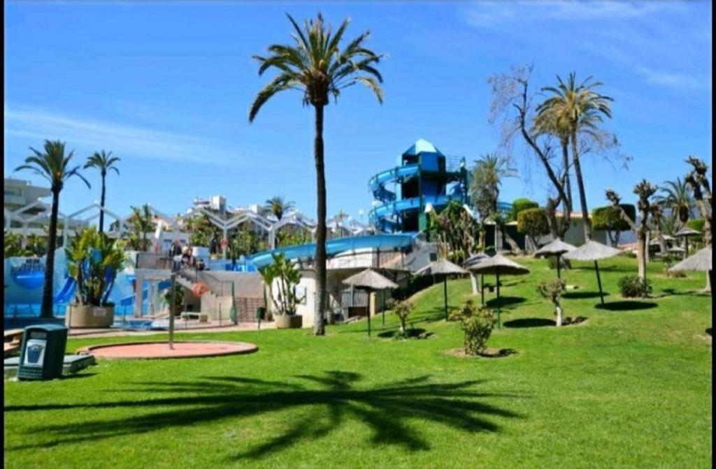 Appartment Totally Upgraded At Benal Beach Benalmádena Buitenkant foto